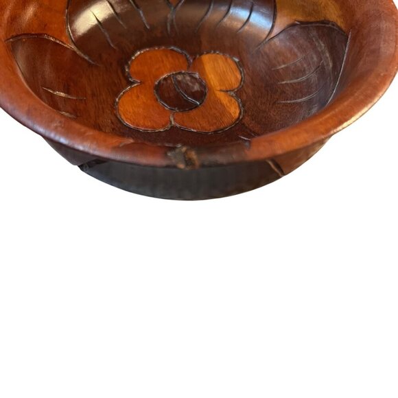 Set Of 4 Hand-Carved Rustic Wooden Whimsical Salad Fruit Bowls Floral Design - Picture 10 of 10
